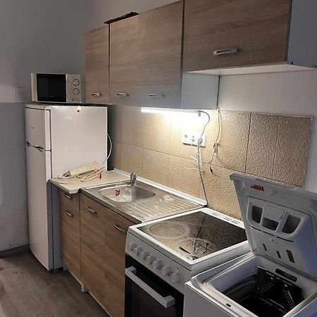Downtown Fine-Tuned 2 Bedroom + Livingroom Apartment Th.32.1.3 Szombathely Extérieur photo