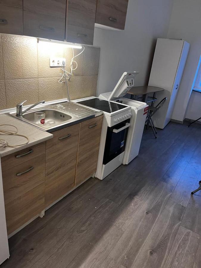 Downtown Fine-Tuned 2 Bedroom + Livingroom Apartment Th.32.1.3 Szombathely Extérieur photo
